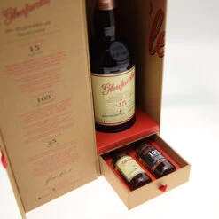Coffret Glenfarclas 15 Ans 70cl 46° + 2 Mignonnettes 5cl -Boissons Alcoolisées coffret glenfarclas 15 ans 70cl 46 2 mignonnettes 5cl 1